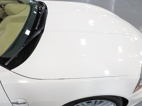 Used 2010 Jaguar XK image 34