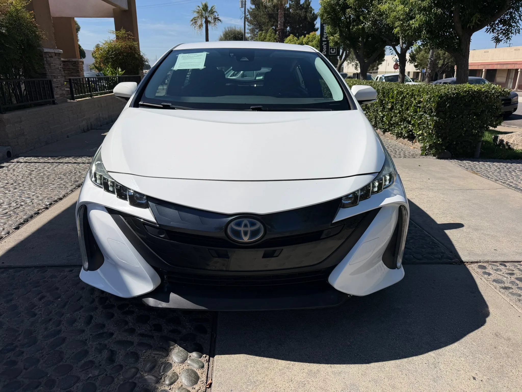 Used 2018 Toyota Prius Prime Plus FWD image 2