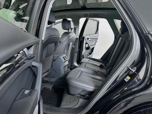 Used 2018 Audi Q5 Prestige image 34