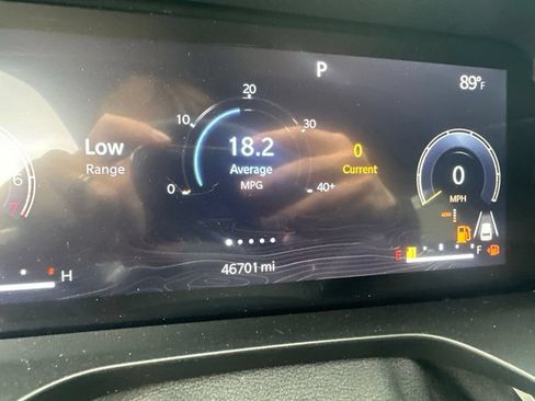 Used 2022 Jeep Grand Cherokee Trailhawk AWD/4WD image 2