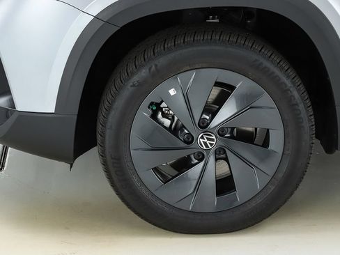 New 2026 Volkswagen Taos S FWD image 42