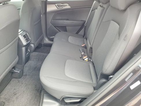 New 2026 Kia Sportage LX w/ LX Convenience Package FWD image 12
