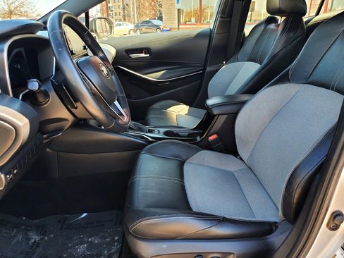 Used 2019 Toyota Corolla XSE FWD image 10