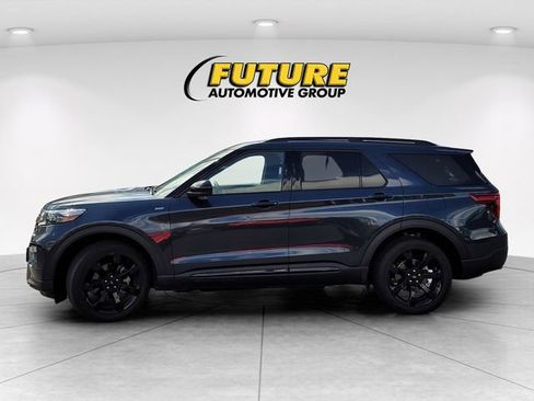 Used 2023 Ford Explorer ST-Line w/ Class IV Trailer Tow Package AWD/4WD image 8