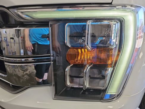 Used 2023 Ford F150 Lariat image 29