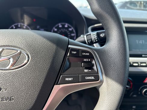Used 2020 Hyundai Accent SE image 17