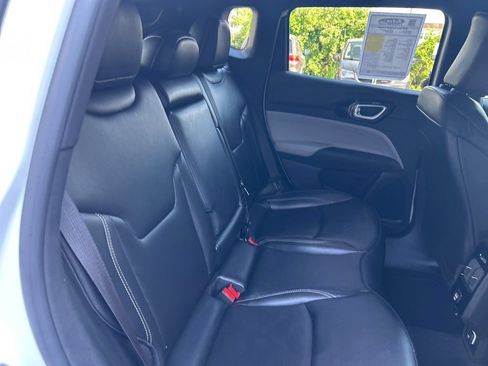 Certified 2025 Jeep Compass Limited AWD/4WD image 29