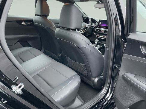 Used 2023 Kia Forte GT-Line w/ GT-Line Technology Package image 17