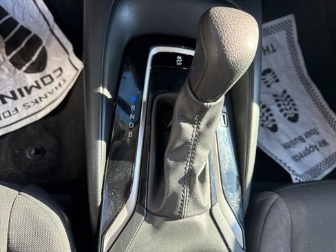 Used 2024 Toyota Corolla LE image 18