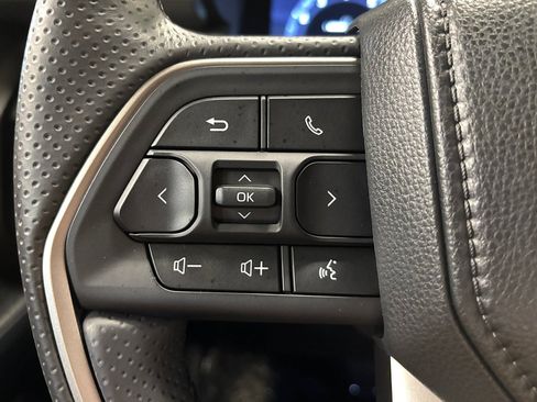 Used 2026 Toyota 4Runner Platinum AWD/4WD image 35