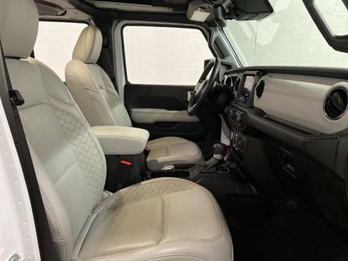 Used 2021 Jeep Wrangler Unlimited Sahara image 79