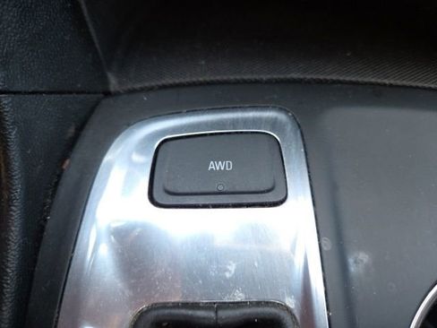 Used 2020 Chevrolet Equinox LT w/ Driver Convenience Package AWD/4WD image 8