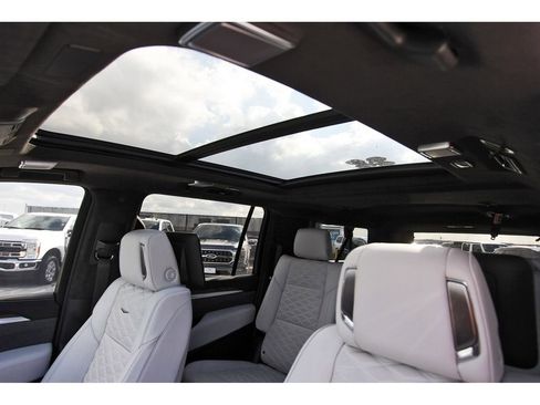 New 2026 Cadillac Escalade ESV Platinum Sport w/ LPO, Floor Liner Package image 24