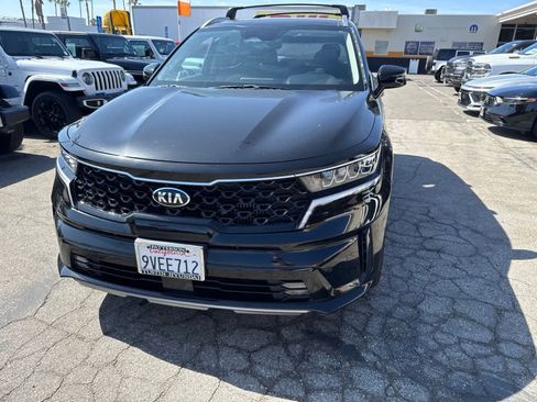 Used 2021 Kia Sorento EX FWD image 3