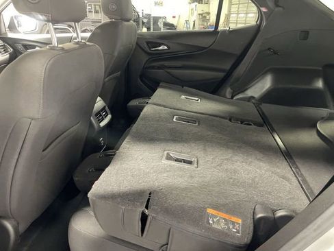 Used 2020 Chevrolet Equinox LT w/ Driver Convenience Package image 24