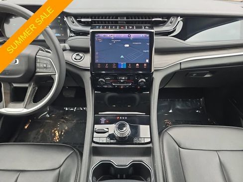 Certified 2024 Jeep Grand Cherokee Limited 4xe AWD/4WD image 11