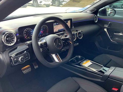 New 2025 Mercedes-Benz CLA 250 image 10