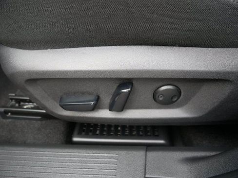 Certified 2023 Nissan Rogue SV AWD/4WD image 15
