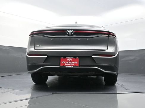 Certified 2023 Toyota Crown AWD/4WD image 34