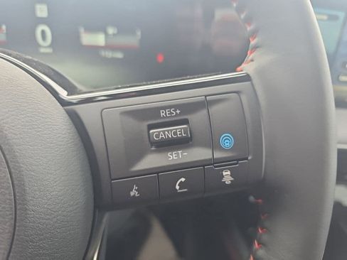 New 2026 Nissan Kicks SR w/ Cold Weather Package image 22