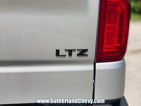 Used 2020 Chevrolet Silverado 1500 LTZ w/ LTZ Premium Package AWD/4WD image 13