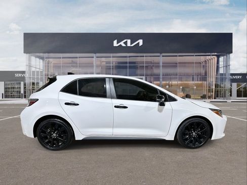 Used 2021 Toyota Corolla SE image 9