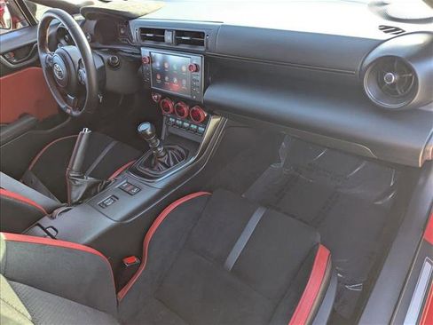Certified 2024 Toyota GR86 TRUENO Edition image 20