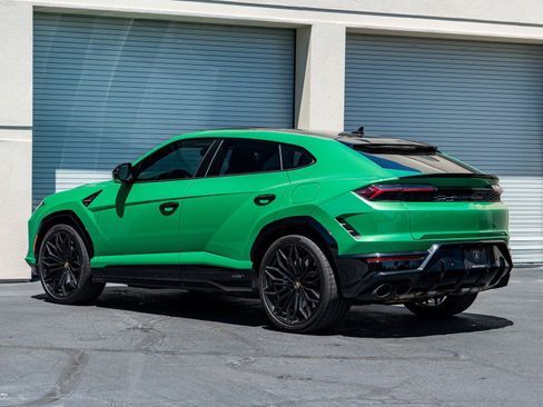 Used 2025 Lamborghini Urus SE AWD/4WD image 5