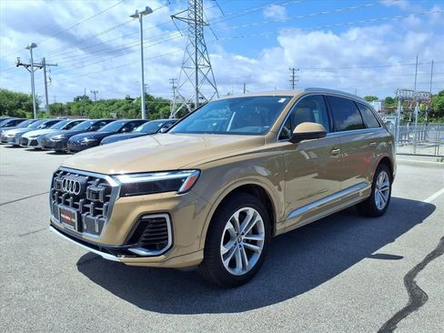 Used 2025 Audi Q7 3.0T Premium Plus w/ Premium Plus Package AWD/4WD image 3