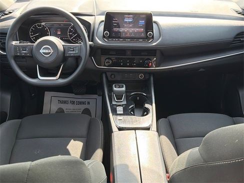 Used 2024 Nissan Rogue S image 12