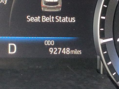 Used 2021 Toyota Highlander XLE AWD/4WD image 27