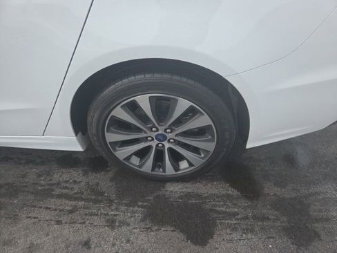 Used 2019 Ford Fusion SE image 11