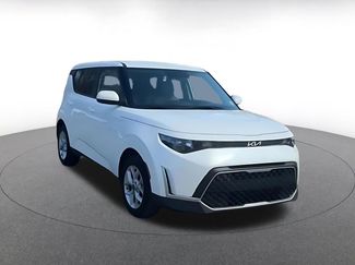 Used 2025 Kia Soul LX w/ LX Technology Package video 2