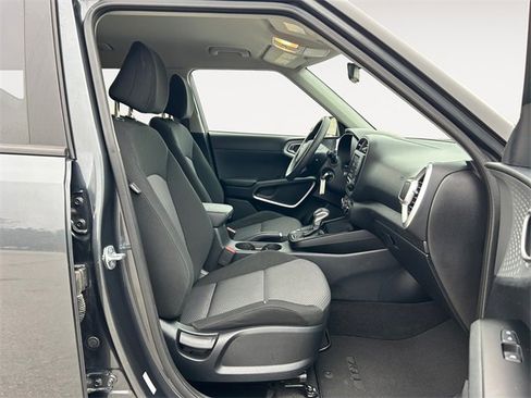 Used 2024 Kia Soul LX w/ Option Group 015 image 15