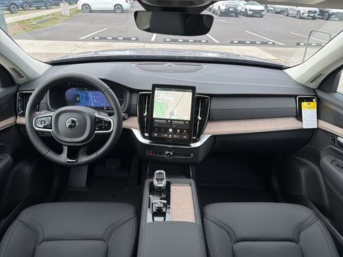 New 2026 Volvo XC90 T8 Plus w/ Protection Package AWD/4WD image 10