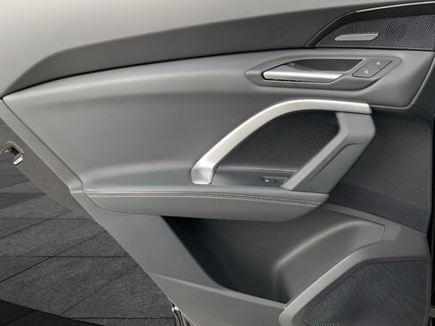 Certified 2025 Audi Q5 Premium Plus AWD/4WD image 46