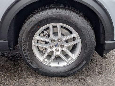 New 2026 Ford Explorer Active image 13