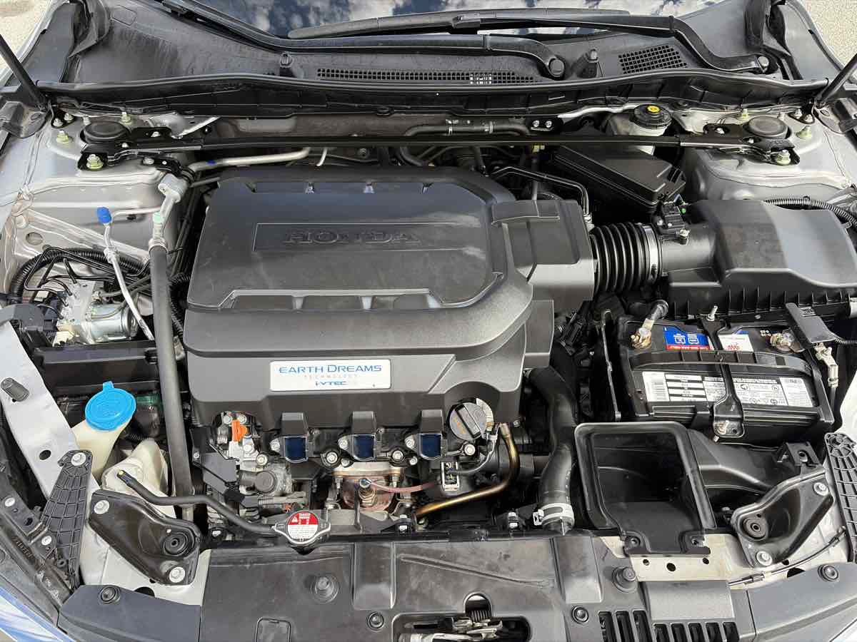 Used 2017 Honda Accord EX-L image 29