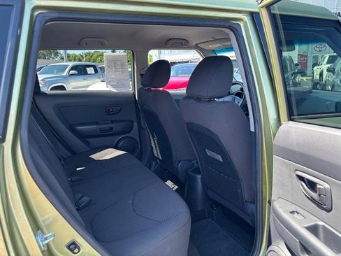 Used 2012 Kia Soul FWD image 13