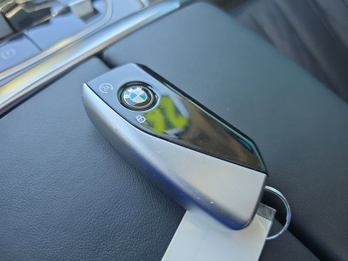 Used 2026 BMW X7 xDrive40i image 44