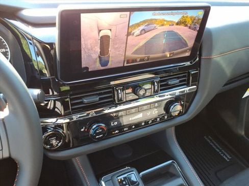 New 2026 Nissan Pathfinder Rock Creek w/ Rock Creek Premium Package AWD/4WD image 10