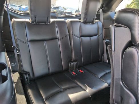 Used 2020 Nissan Pathfinder SL AWD/4WD image 14