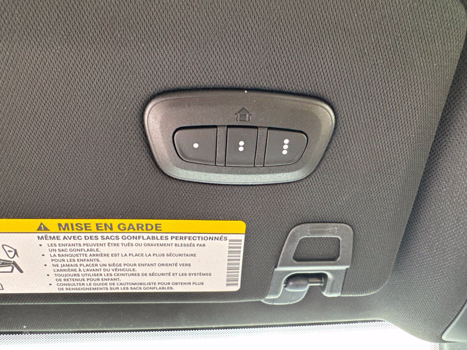 Used 2025 Jeep Grand Cherokee Limited w/ Luxury Tech Group II AWD/4WD image 30