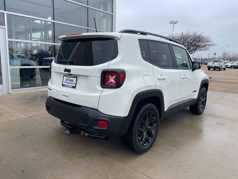 Used 2023 Jeep Renegade Altitude w/ Sun/Sound Group image 5