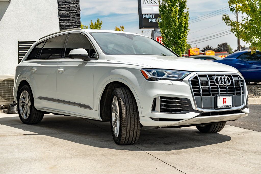 Used 2022 Audi Q7 3.0T Premium Plus w/ Premium Plus Package AWD/4WD image 5