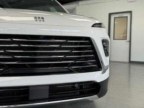 Used 2026 Buick Enclave Preferred image 10