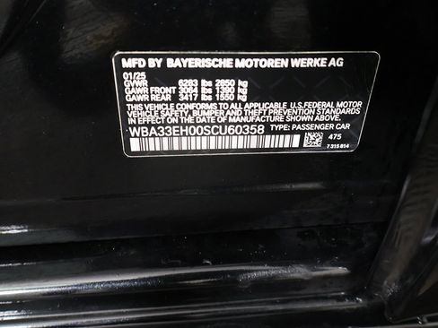 Used 2025 BMW 740i xDrive image 61