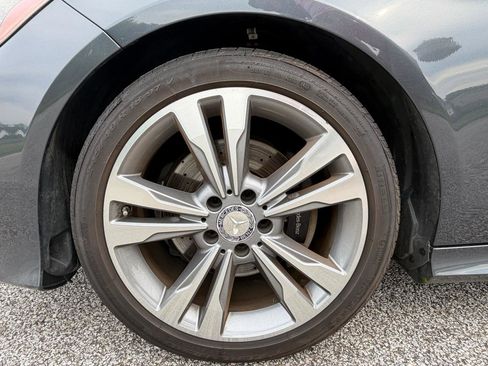 Used 2014 Mercedes-Benz E 350 4MATIC Sedan image 43