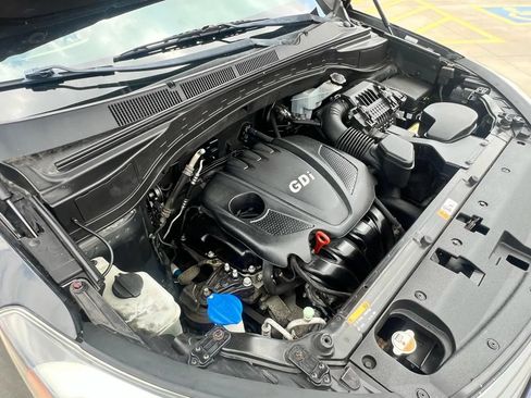 Used 2016 Hyundai Santa Fe Sport w/ Option Group 03 FWD image 38