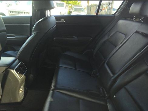 Used 2022 Kia Sportage Nightfall Edition image 31